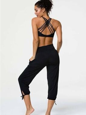 Onzie Black Gypsy Yoga Pants M/L